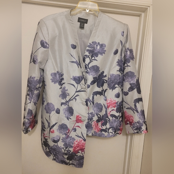 Ashro jacket - Picture 1 of 5